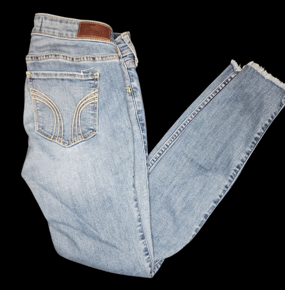 Hollister Low Rise Super Skinny Jean Distressed Front size 25/28 - Picture 4 of 6